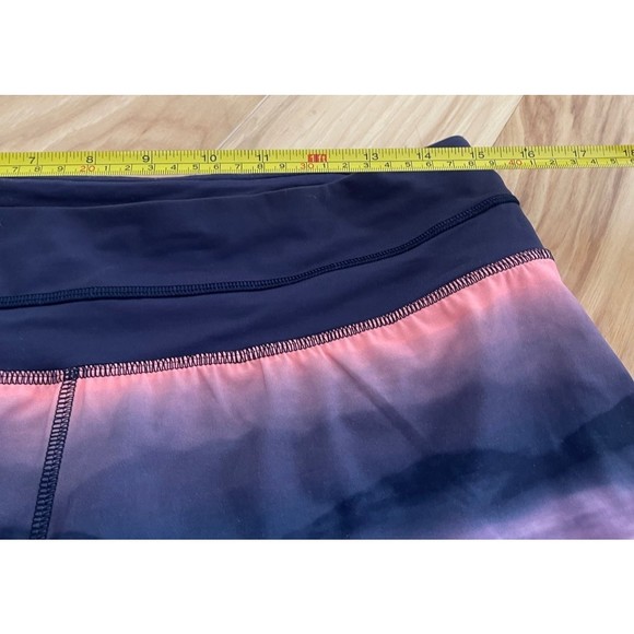 SUPER RARE Lululemon Beachscape Groovy Run Pink Purple Ombré Shorts Sz 8 unicorn - Picture 7 of 8